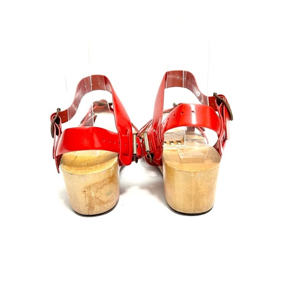 FLEXICLOGS | Vintage 1950s red strappy vinyl articulated wooden sole sandals - Picture 7 of 8